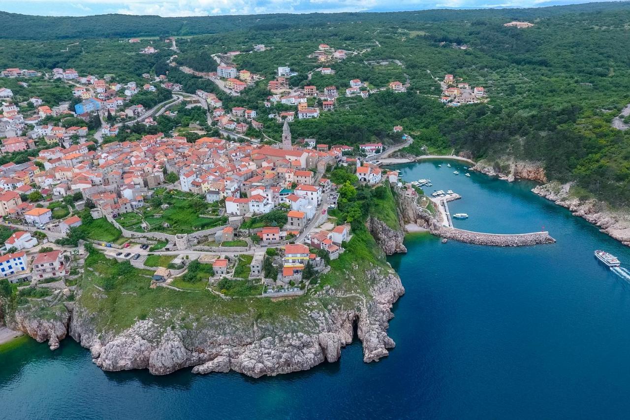 Villa Vrbnik Extérieur photo